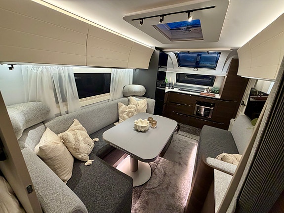 Bilde 30 av Adria Alpina 753hk.Aircondition.Kampa luft telt.