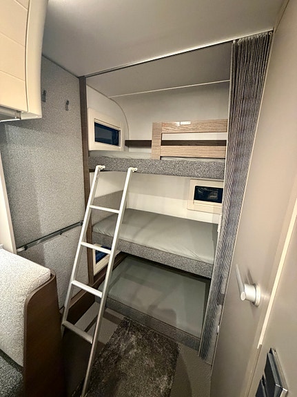 Bilde 54 av Adria Alpina 753hk.Aircondition.Kampa luft telt.