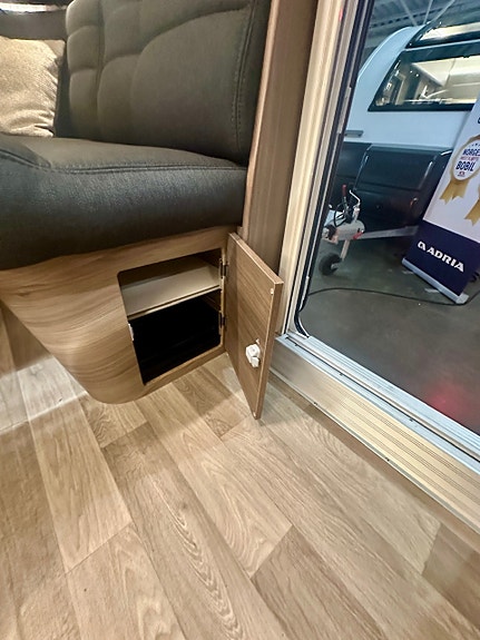 KABE SAFIR 600TDL KS E2. OPPGRADERT TOTALVEKT 18 of 30
