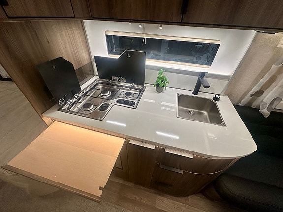 KABE SAFIR 600TDL KS E2. OPPGRADERT TOTALVEKT 20 of 30