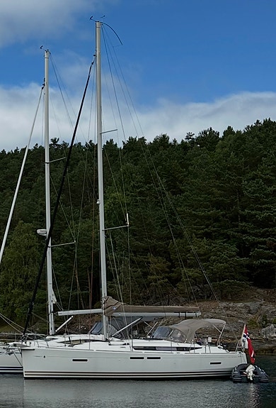 Jeanneau Sun Odyssey 409 – svært velutstyrt og oppgradert 16 of 30