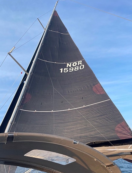 Jeanneau Sun Odyssey 409 – svært velutstyrt og oppgradert 13 of 30