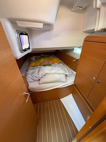 Jeanneau Sun Odyssey 409 – svært velutstyrt og oppgradert 25 of 30