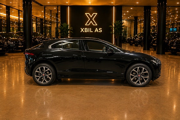 Jaguar I-PACE 5 of 18