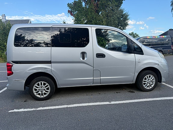 Nissan NV200 7 of 30