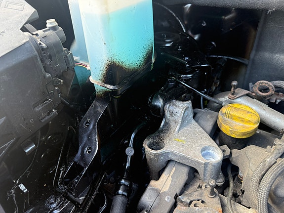 Nissan NV200 15 of 30