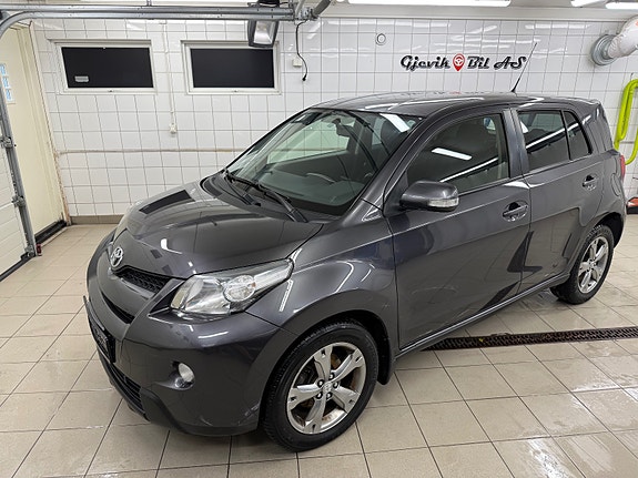 Toyota Urban Cruiser 3 of 30