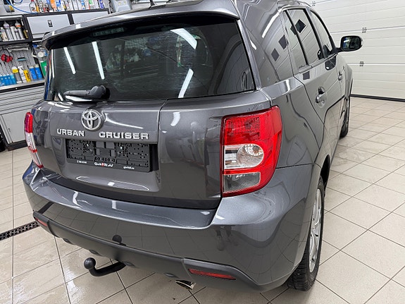 Toyota Urban Cruiser 7 of 30