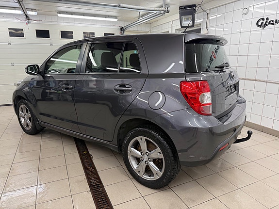 Toyota Urban Cruiser 11 of 30