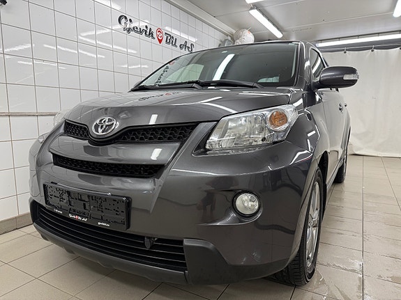 Toyota Urban Cruiser 4 of 30