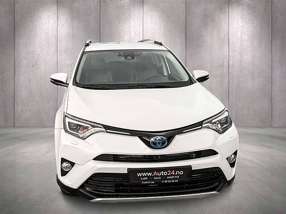 Toyota RAV4 5 of 15