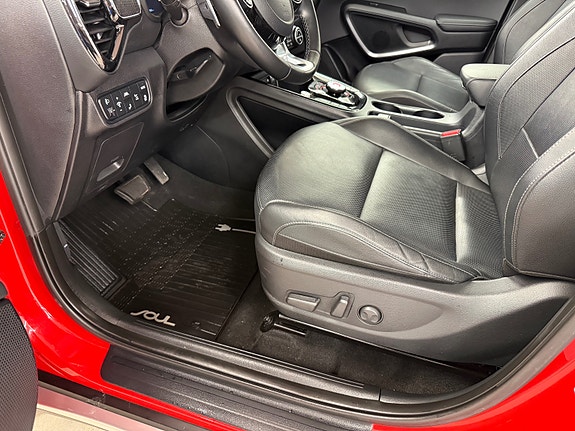 Kia e-Soul 17 of 30