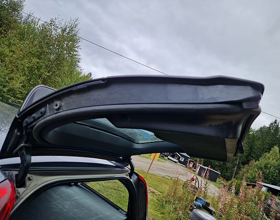 Volvo V70 19 of 30