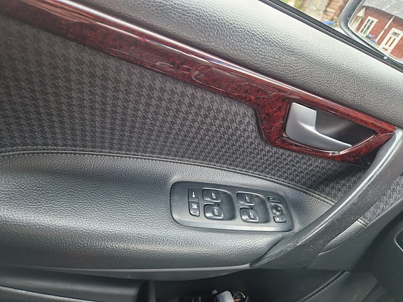 Volvo V70 28 of 30