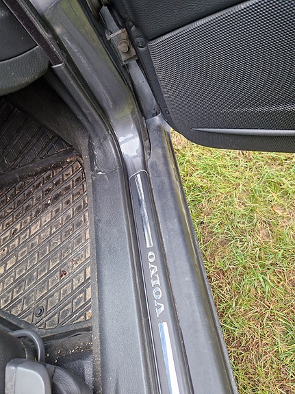 Volvo V70 13 of 30