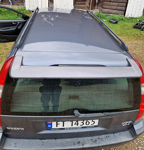 Volvo V70 5 of 30