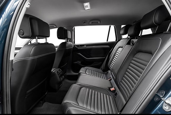 Volkswagen Passat 20 of 30