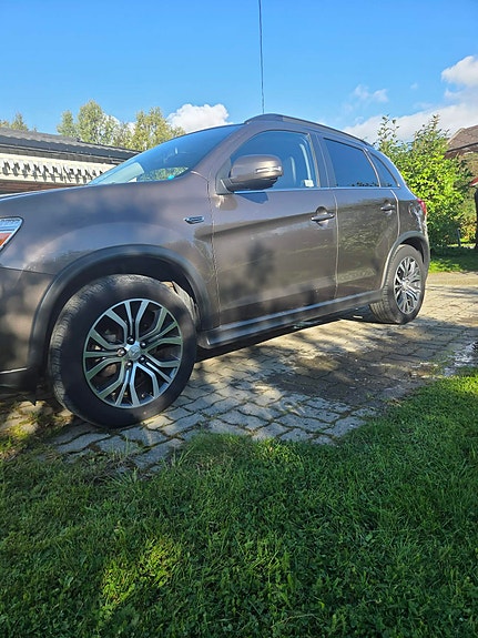 Mitsubishi ASX 8 of 13