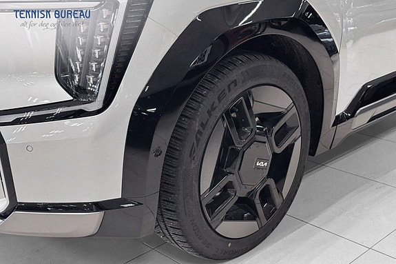 Kia EV9 2 of 30