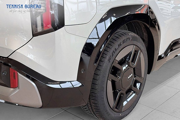 Kia EV9 8 of 30
