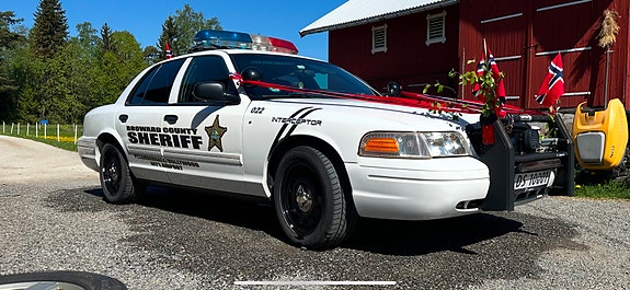 Ford Crown Victoria
