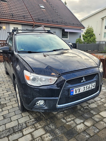 Mitsubishi ASX 2 of 8