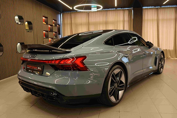 Audi e-tron GT 8 of 30