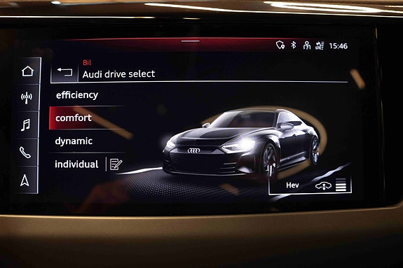 Audi e-tron GT 28 of 30