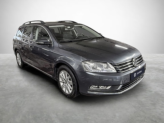 Volkswagen Passat 6 of 30
