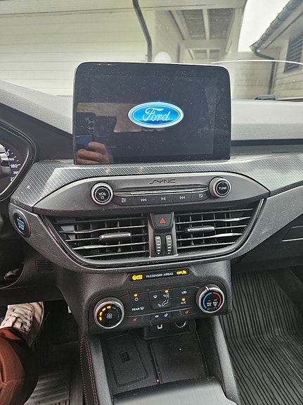 Ford Focus 7 of 13