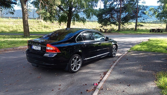 Volvo S80 16 of 30