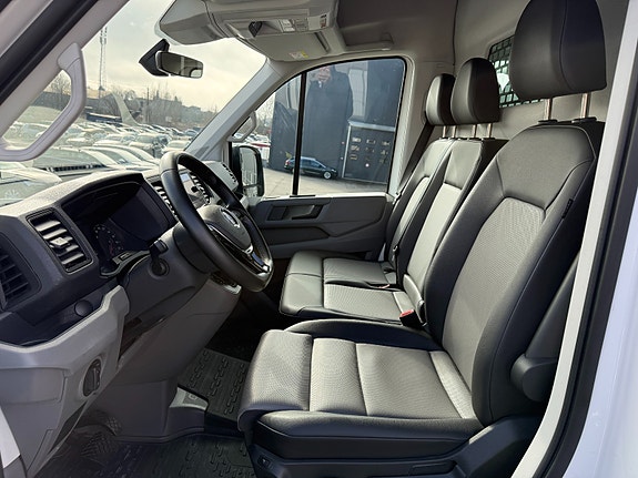 Volkswagen Crafter 25 of 30