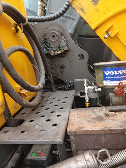 Volvo EC 140 D 17 of 21