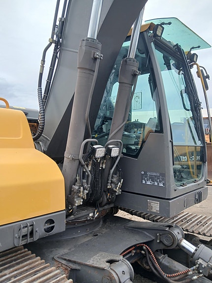 Volvo EC 140 D 6 of 21