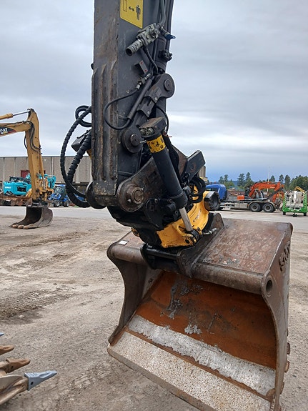 Volvo EC 140 D 12 of 21
