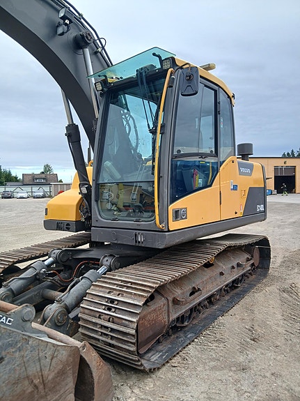 Volvo EC 140 D 2 of 21