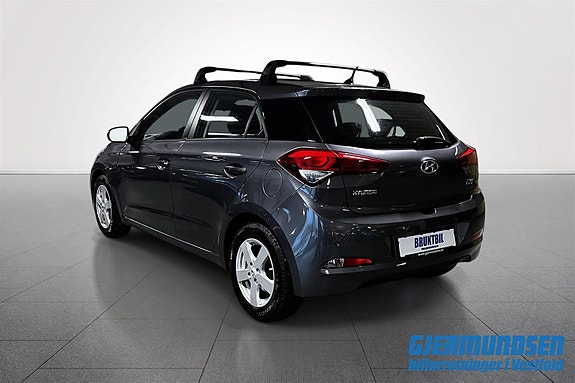 Hyundai i20 7 of 13