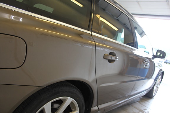 Volvo V70 5 of 21