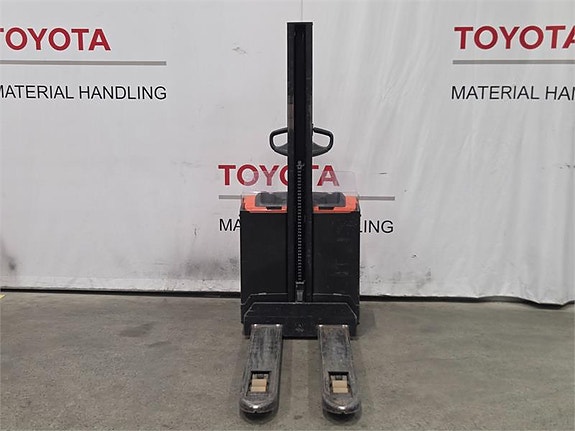 Toyota SWE080L 3 of 4