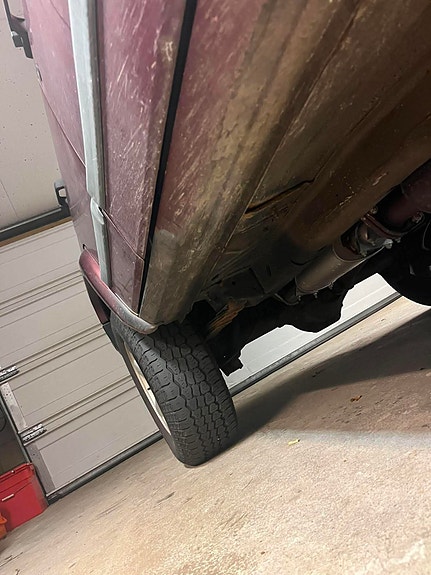 Jeep Cherokee 12 of 12