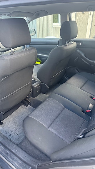 Toyota Avensis 6 of 7