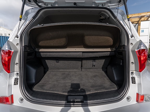 Toyota Verso-S 15 of 30