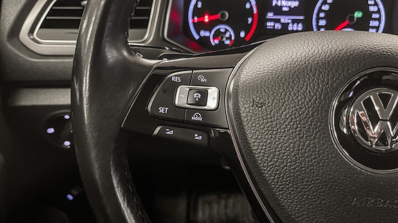 Volkswagen T-Roc 12 of 21