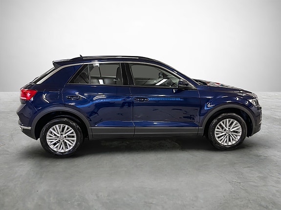 Volkswagen T-Roc 6 of 21