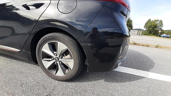 Hyundai IONIQ 21 of 30