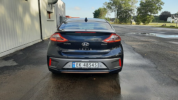 Hyundai IONIQ 5 of 30