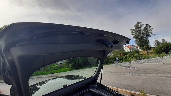 Hyundai IONIQ 13 of 30