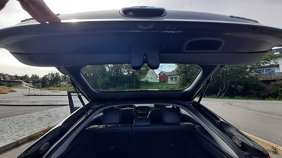 Hyundai IONIQ 12 of 30