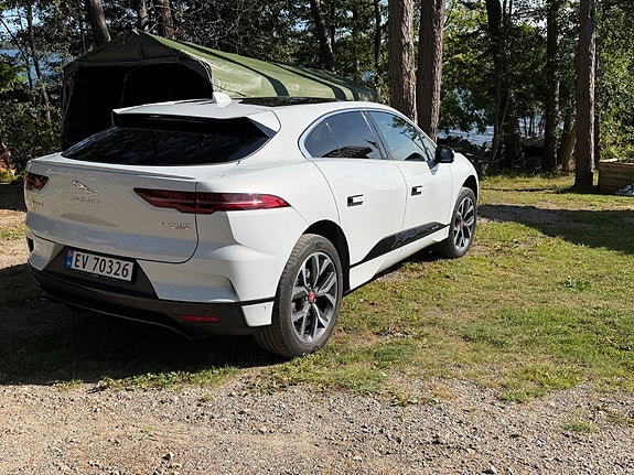 Jaguar I-PACE 7 of 10