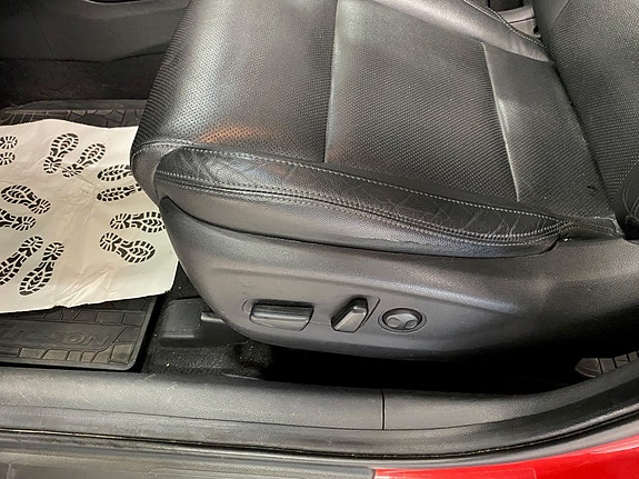 Hyundai Tucson 13 of 19